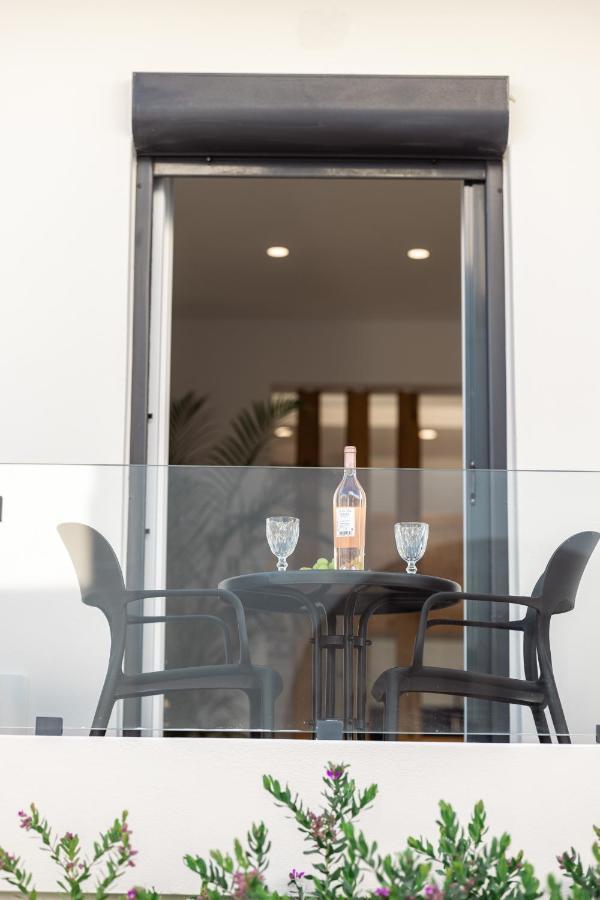 Olvos Suite Naxos City Luaran gambar